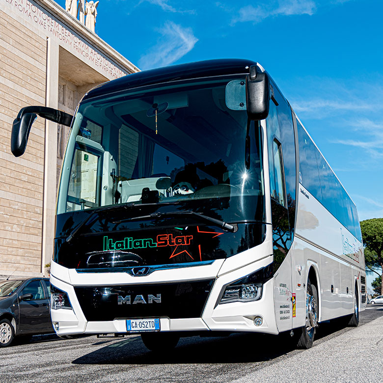 italianstar-trasporto-conducente-autobus-pullman-viaggi-nazionali-internazionali-tour-gite-foto-granturismo-01c